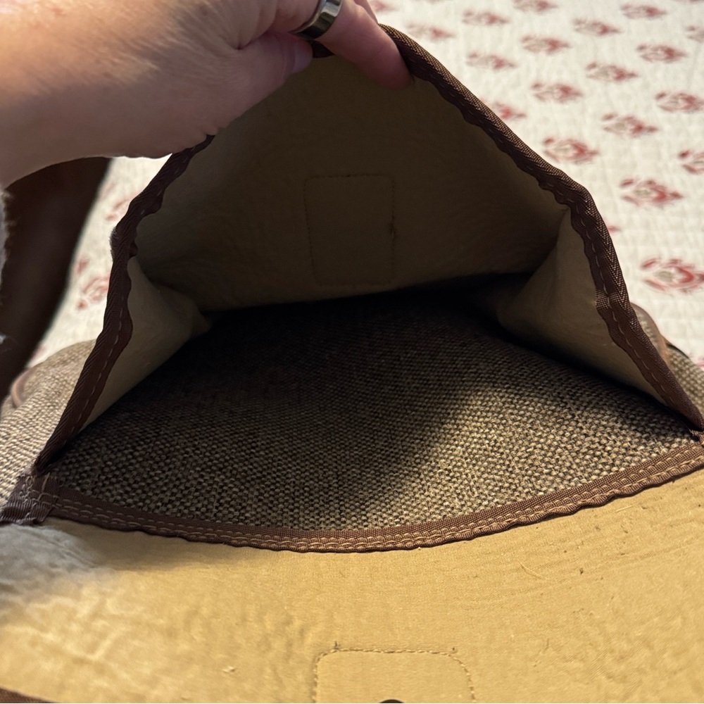 Orvis Leather and Tweed Backpack - Picture 10 of 11
